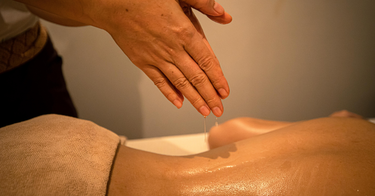 Massage Tinh Dầu Đà Nẵng phù hợp cho người mới đi massage