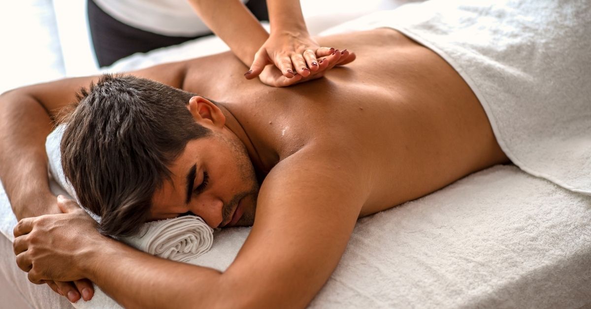 Trải nghiệm dịch vụ Massage Cho Nam Đà Nẵng chuyên sâu tại Jang Mi Spa