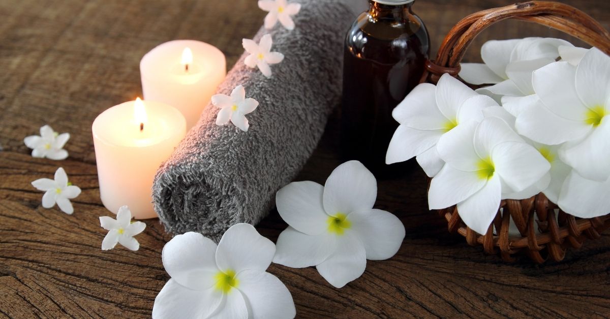 Tiết kiệm chi phí với các gói Combo Spa Massage Khuyến Mãi tại Jang Mi