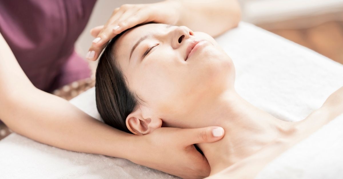 Sự hài lòng của cả nhà sau khi trải nghiệm dịch vụ tại Jang Mi Spa