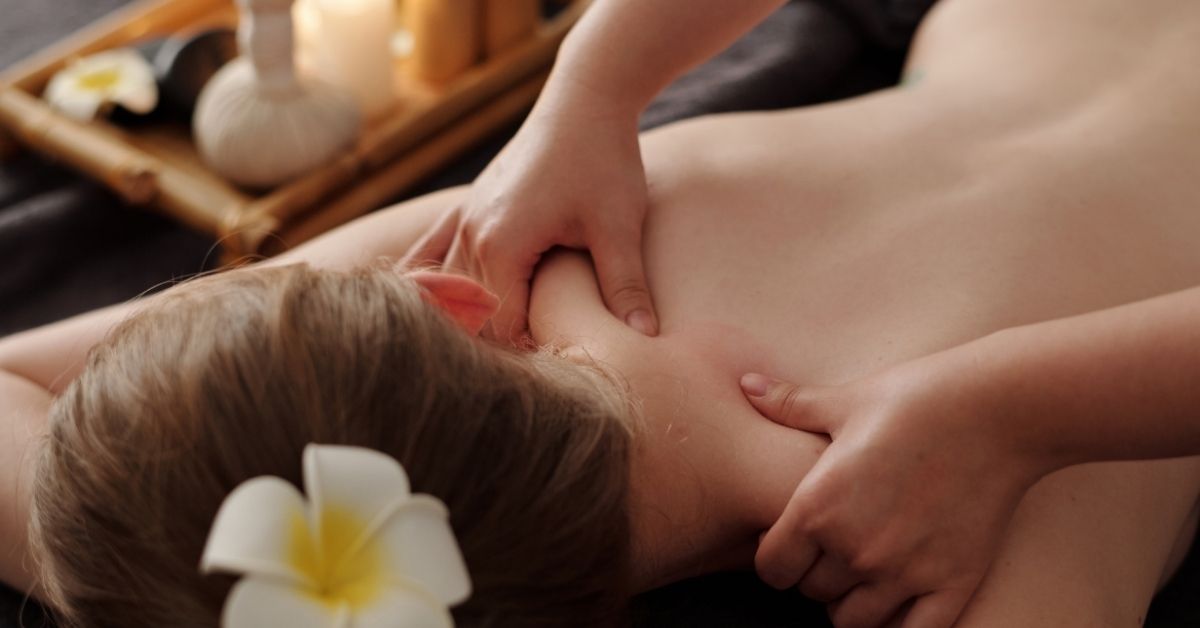 Nghệ thuật Massage 4 Tay Đà Nẵng mang lại sự thư giãn sâu