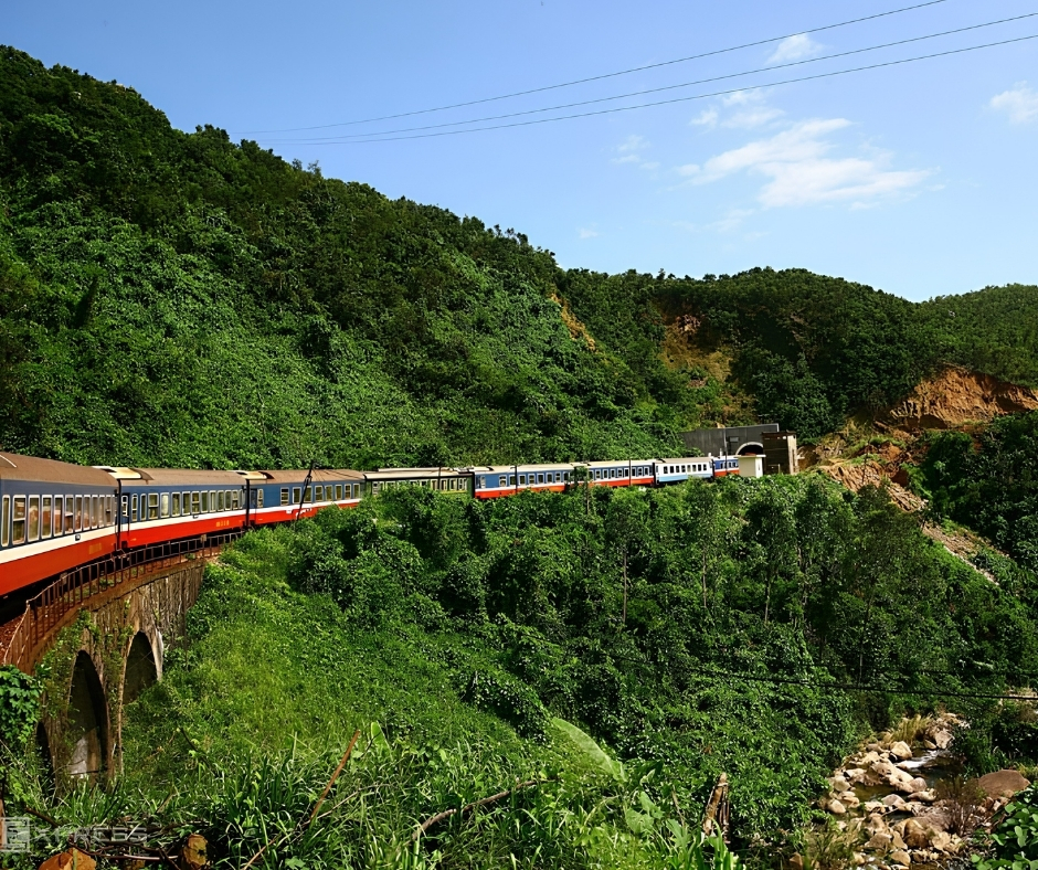 Discover Vietnam’s beautiful mountain landscapes on a scenic train journey through lush greenery. Make your trip even more relaxing with a Couple Massage in Da Nang at Jang Mi Spa, where couples can unwind and recharge together during their vacation.